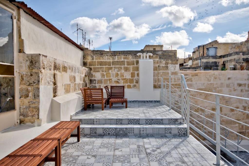 Vallettastay Old Lodge Apartment 1 Kültér fotó